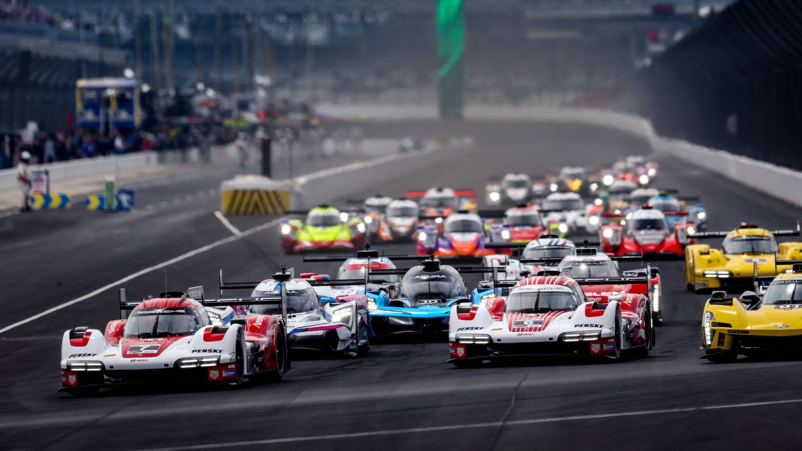 Penske Porsche Triumphant at IMSA's Return to Indianapolis