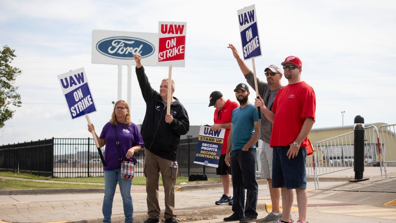 UAW Picket Line Strike Hero