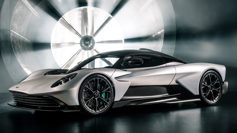 Aston Martin Valhalla: A Mid-Engined Beast With Twin-Turbo V8, 3 Electric Motors, 998 HP