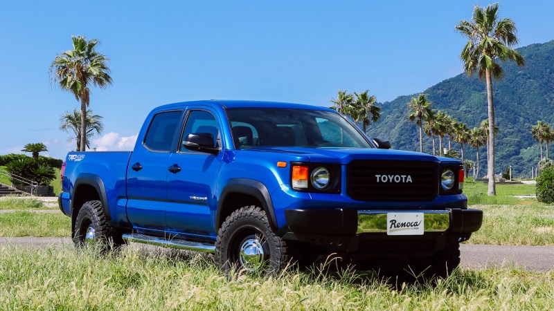 Toyota Still Looking Into Electrified Small Pickup, North American CEO Says