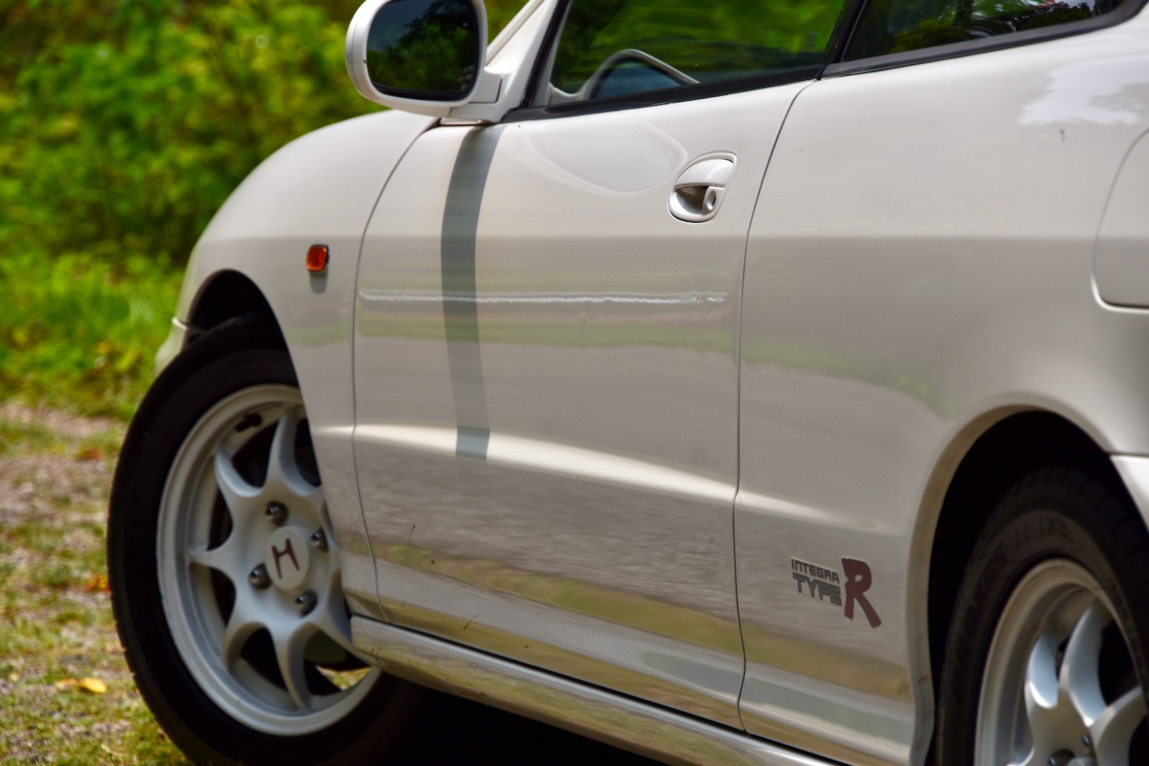 1996 Honda Integra Type R side profile