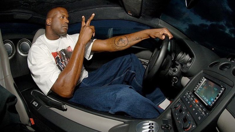 Did You Know Shaq Stretched His Lamborghini Gallardo By a Foot So He’d Fit?