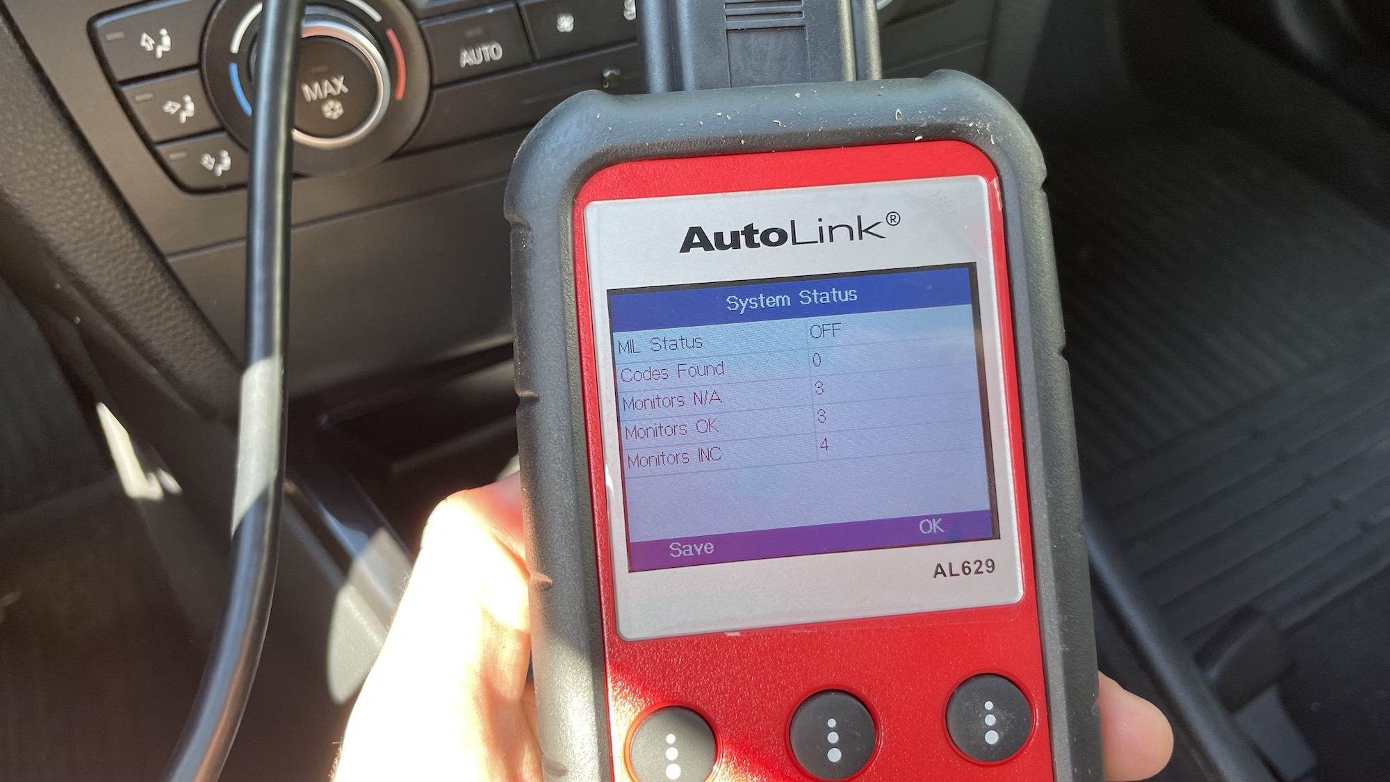 The Autel AutoLink AL629 Diagnostic Scan Tool