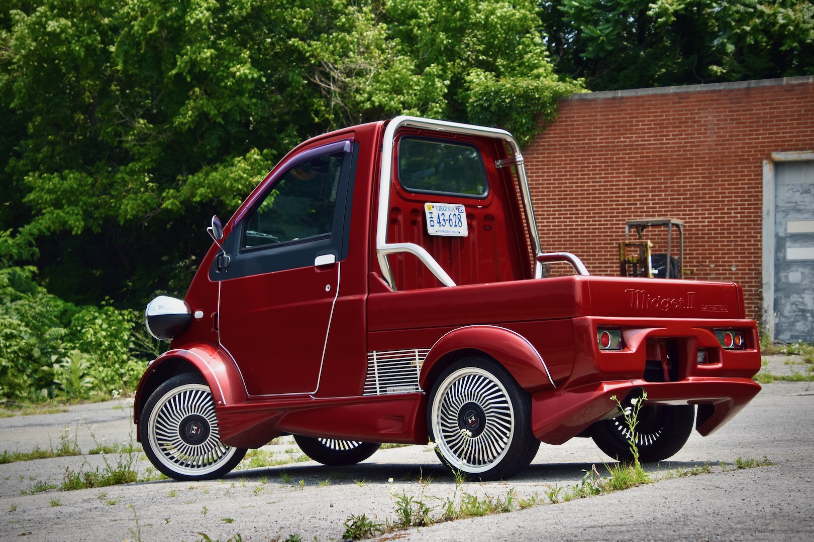 1996 Daihatsu Midget II rear three-quarter view