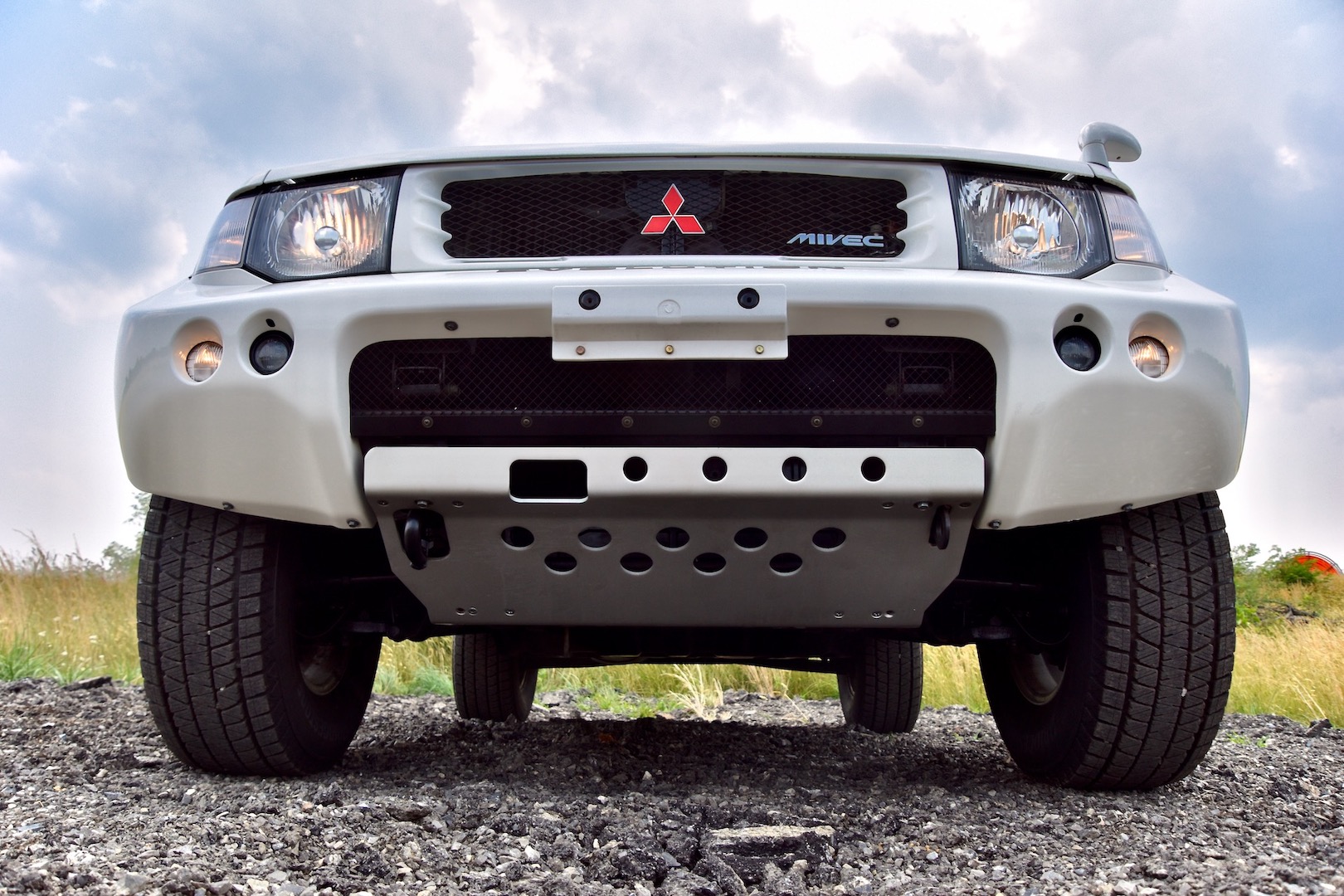 1997 Mitsubishi Pajero Evolution skid plate from below