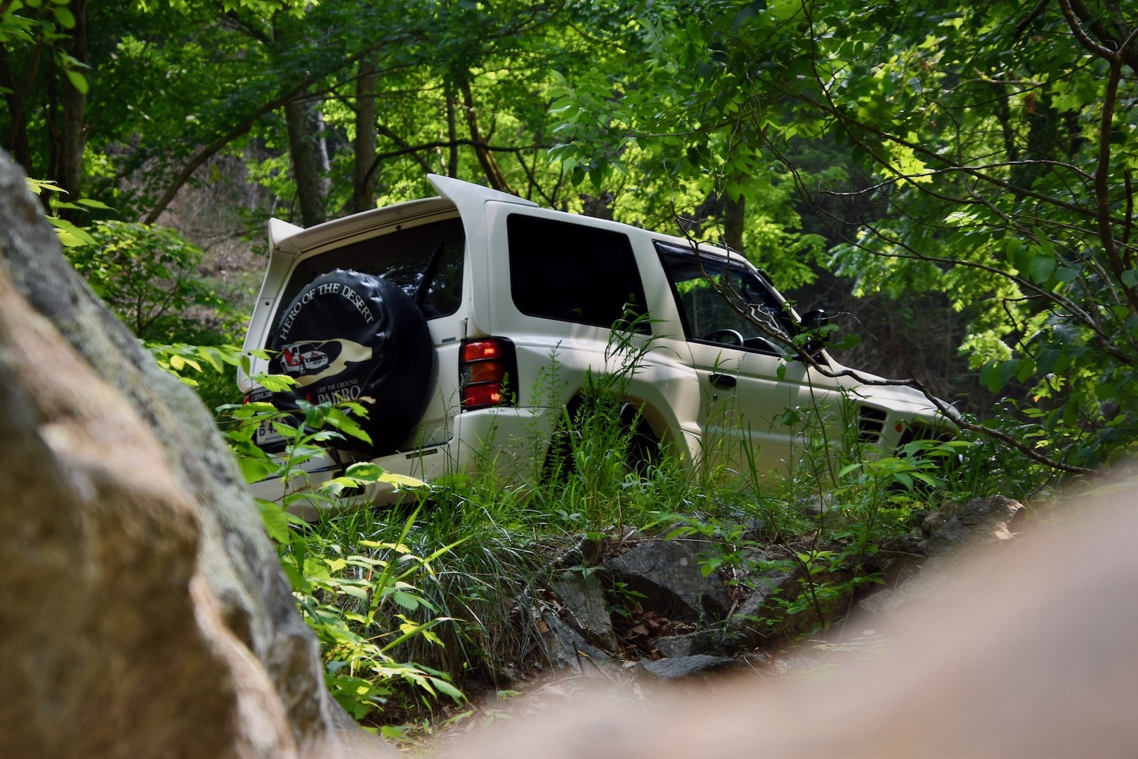 1997 Mitsubishi Pajero Evolution seen from a distance