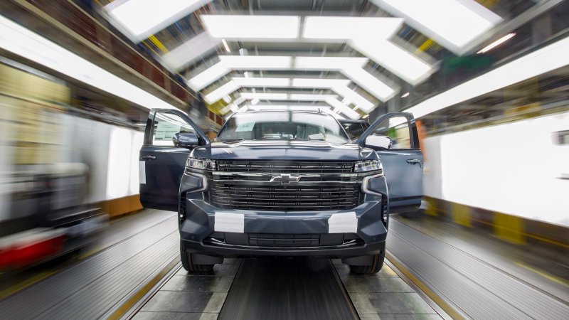 A 2021 Chevrolet Tahoe on the assembly line at GM’s Arlington Assembly plant.