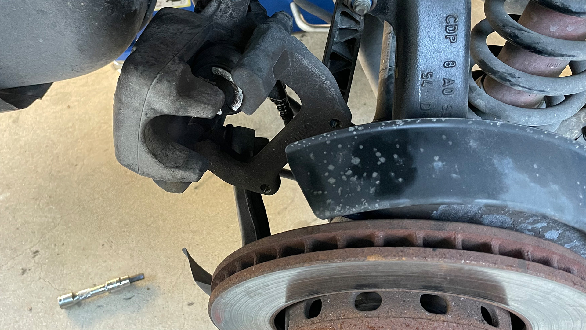 how much does it cost to replace brake pads and rotors