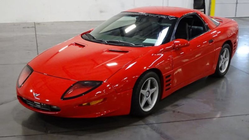 1-of-18 Callaway C8 Was the Ultimate ’90s Camaro, and One’s Heading to Auction