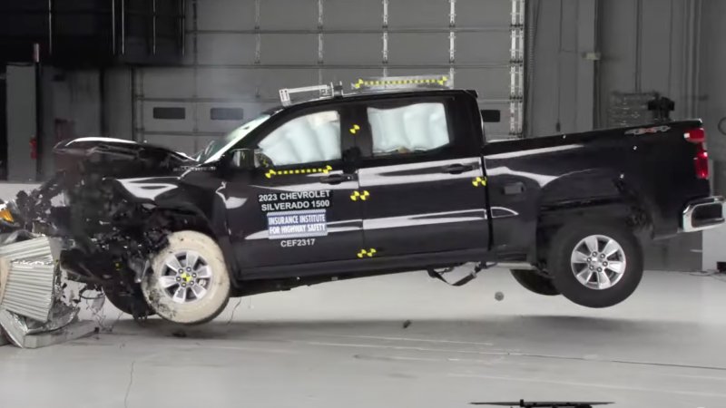 Full-Size Pickup Trucks Are Terrible at Protecting Rear Passengers: IIHS