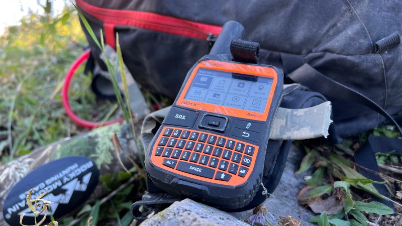 Initial Impressions: Spot X Is an Old School Phone That Works In the Woods