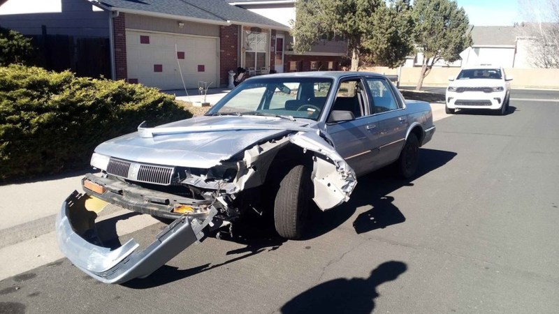 You Gotta Respect a Car-for-Sale Ad That Includes Video of It Crashing
