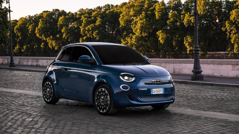 2024 Fiat 500e Will Start at $32,500, About $5K More Than Chevy Bolt: Report