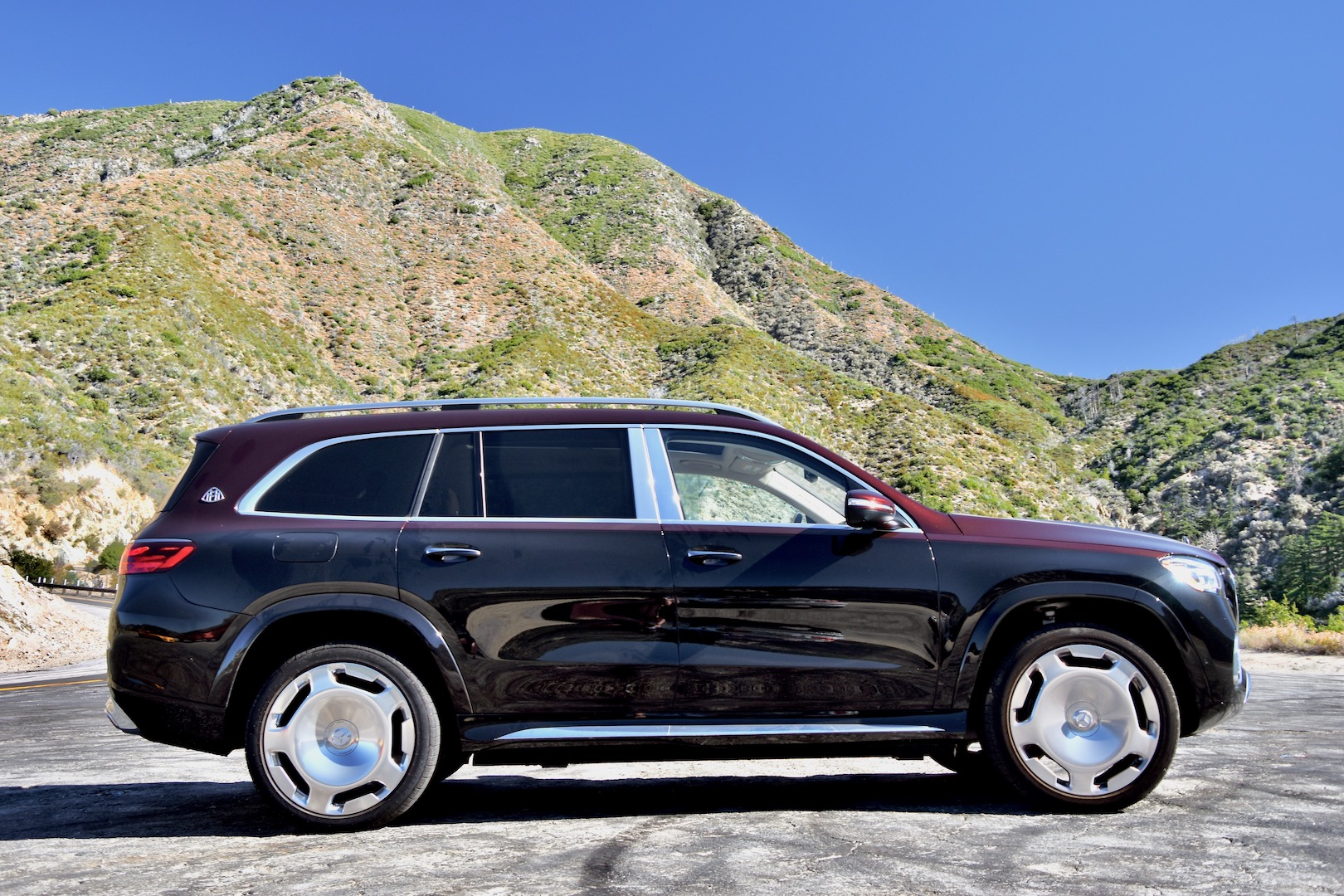 2024 Mercedes-Maybach GLS 600 side profile