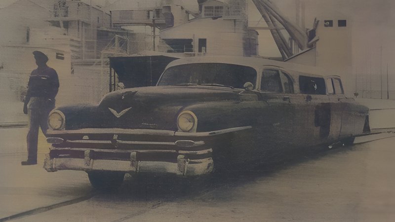 "Blue Goose" rail vehicle made from 1953 Chryslers