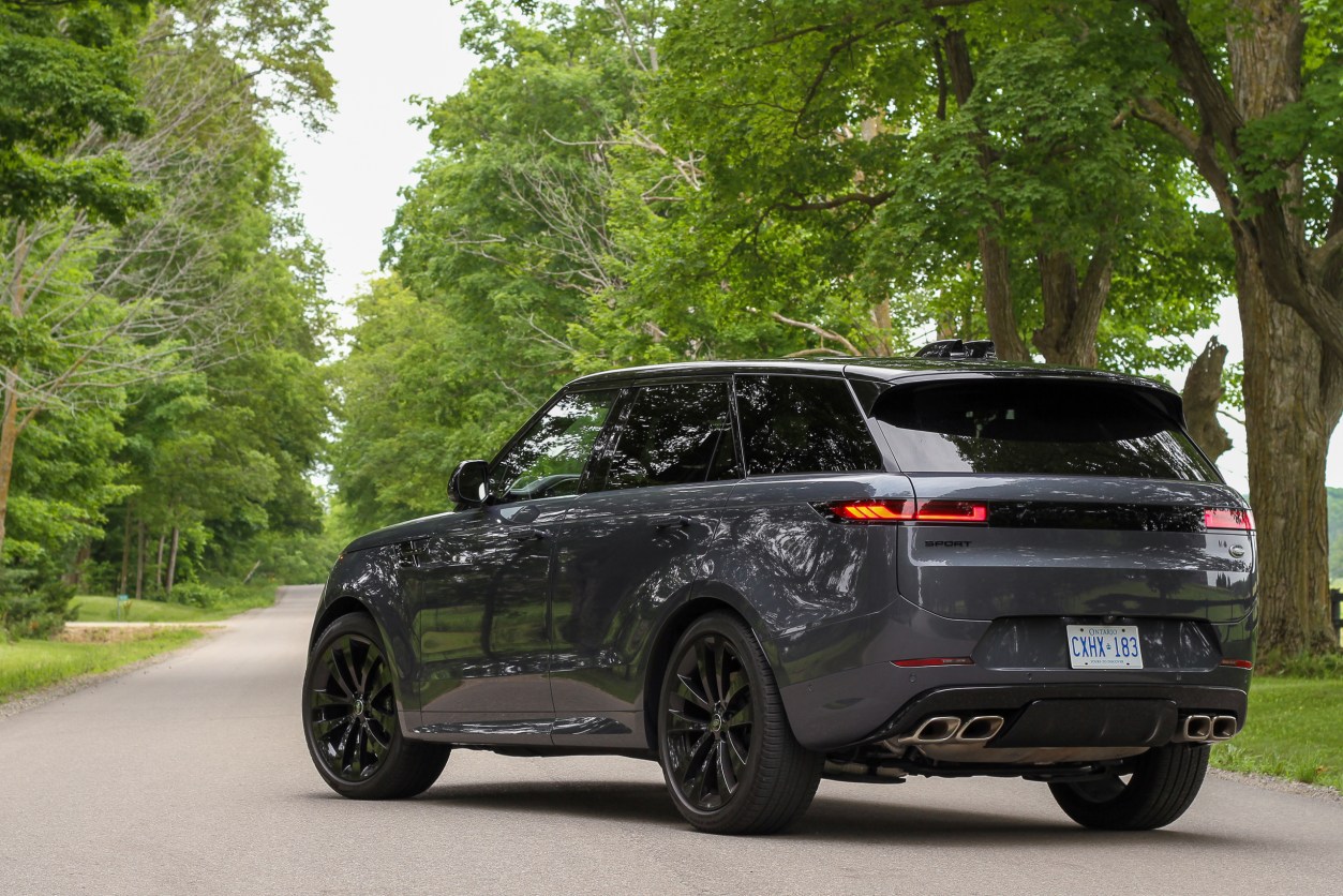 2023 Range Rover Sport Pros and Cons: Still Not Rubbish At All, Innit Bruv?