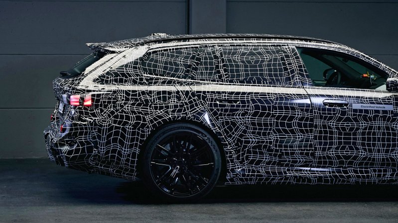 2025 BMW M5 Could Weigh 5,300 Pounds—1,000 More Than Before