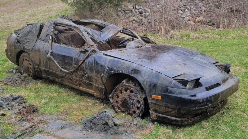 Stolen Nissan 240SX Spent 32 Years in a Lake and Still Looks Driftable