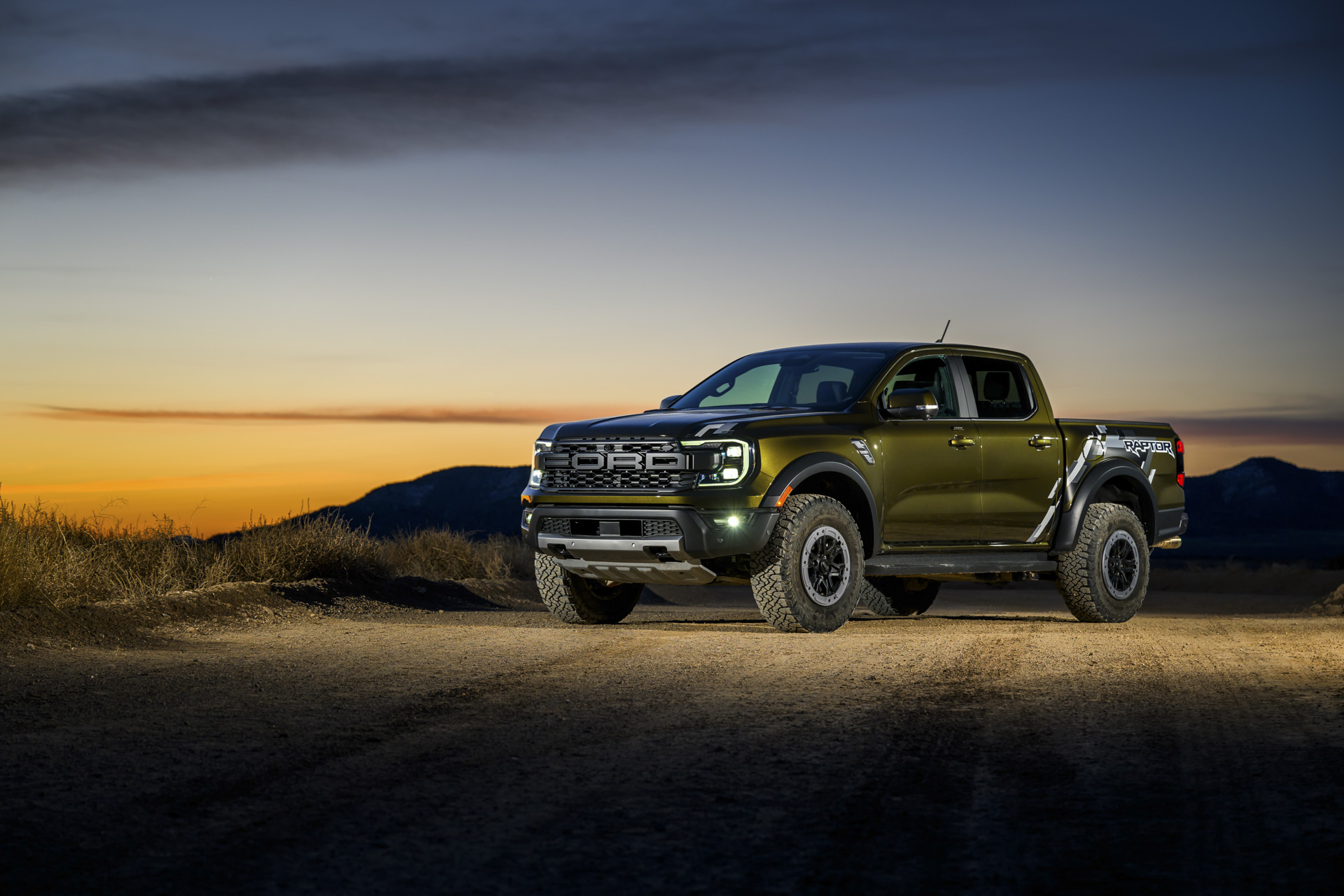 p 2024 Ford Ranger Raptor 01 2024 Ford Ranger Raptor First Drive Review: Instant Classic That’s a Legit Desert Rally Truck