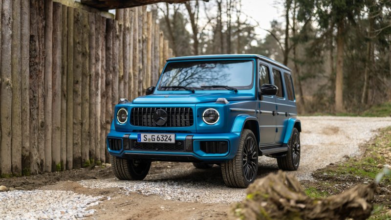 2025 Mercedes G-Class Now Comes in Two Flavors: Straight Six or AMG V8