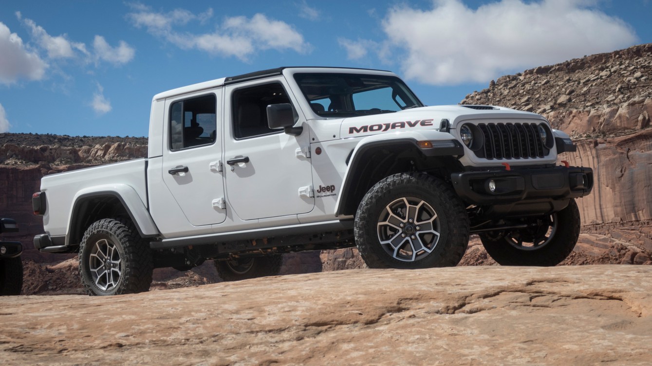 2020 Jeep Gladiator Mojave First Drive Review: The Jeep That Jumps