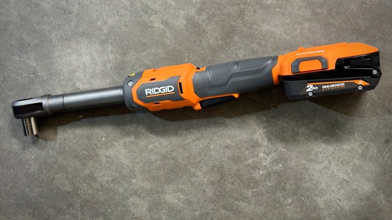 Ridgid 18V Cordless Extended 3/8 Inch Ratchet Review