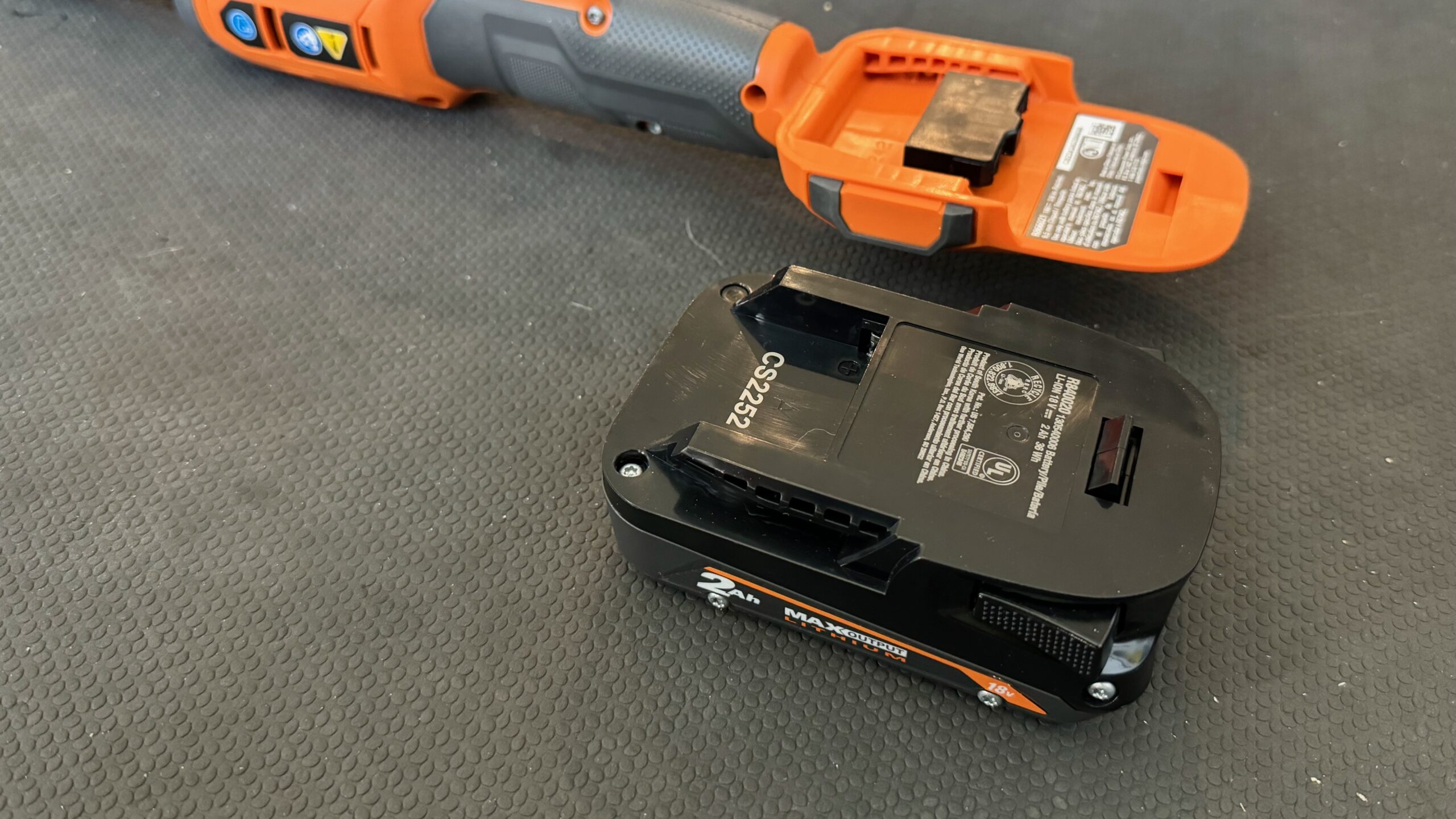 Ridgid 18V Cordless Extended 3/8 Inch Ratchet Review