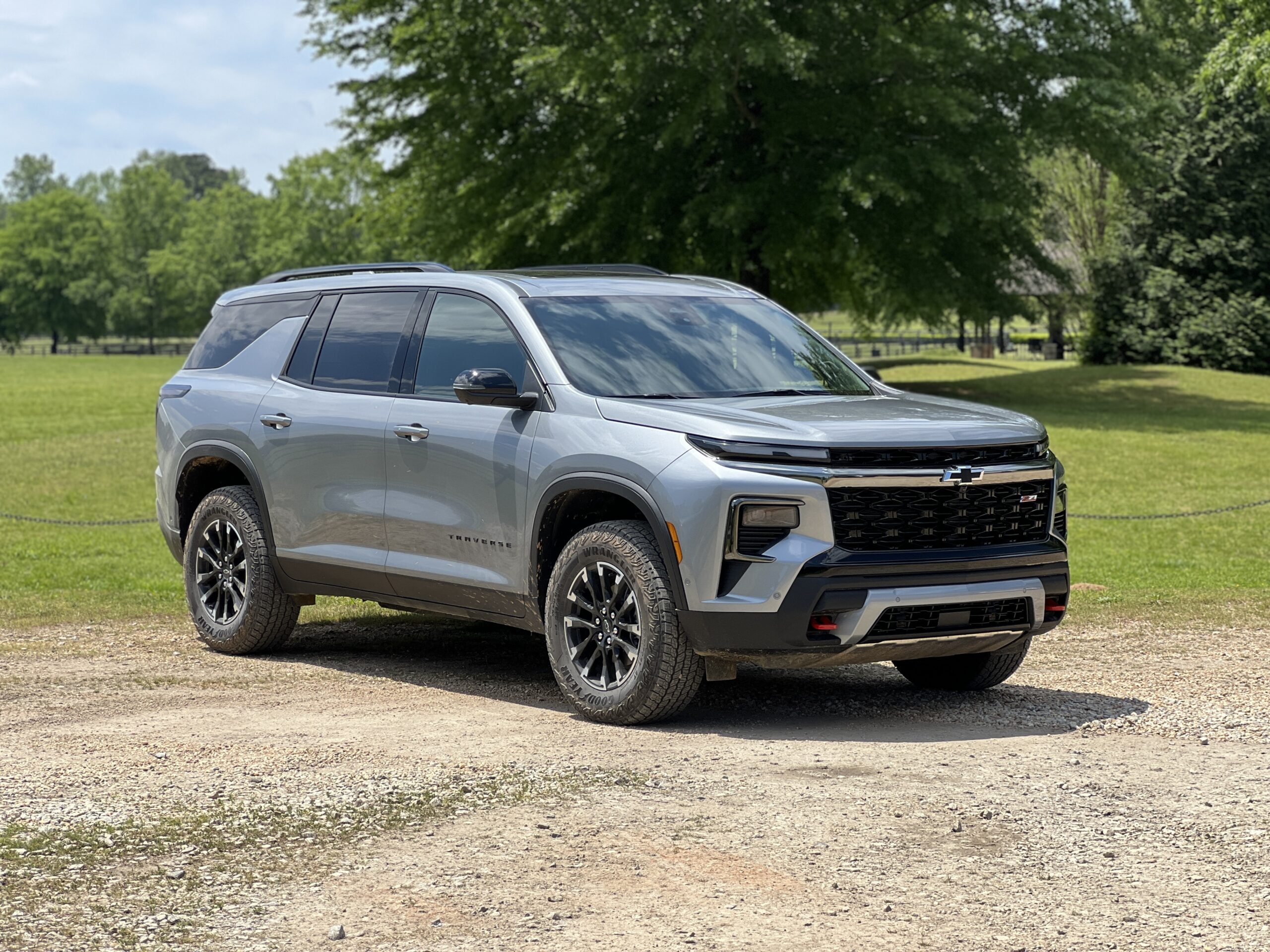 2024 Chevrolet Traverse First Drive Review: Zaddy Looks, Dad-Bod ...