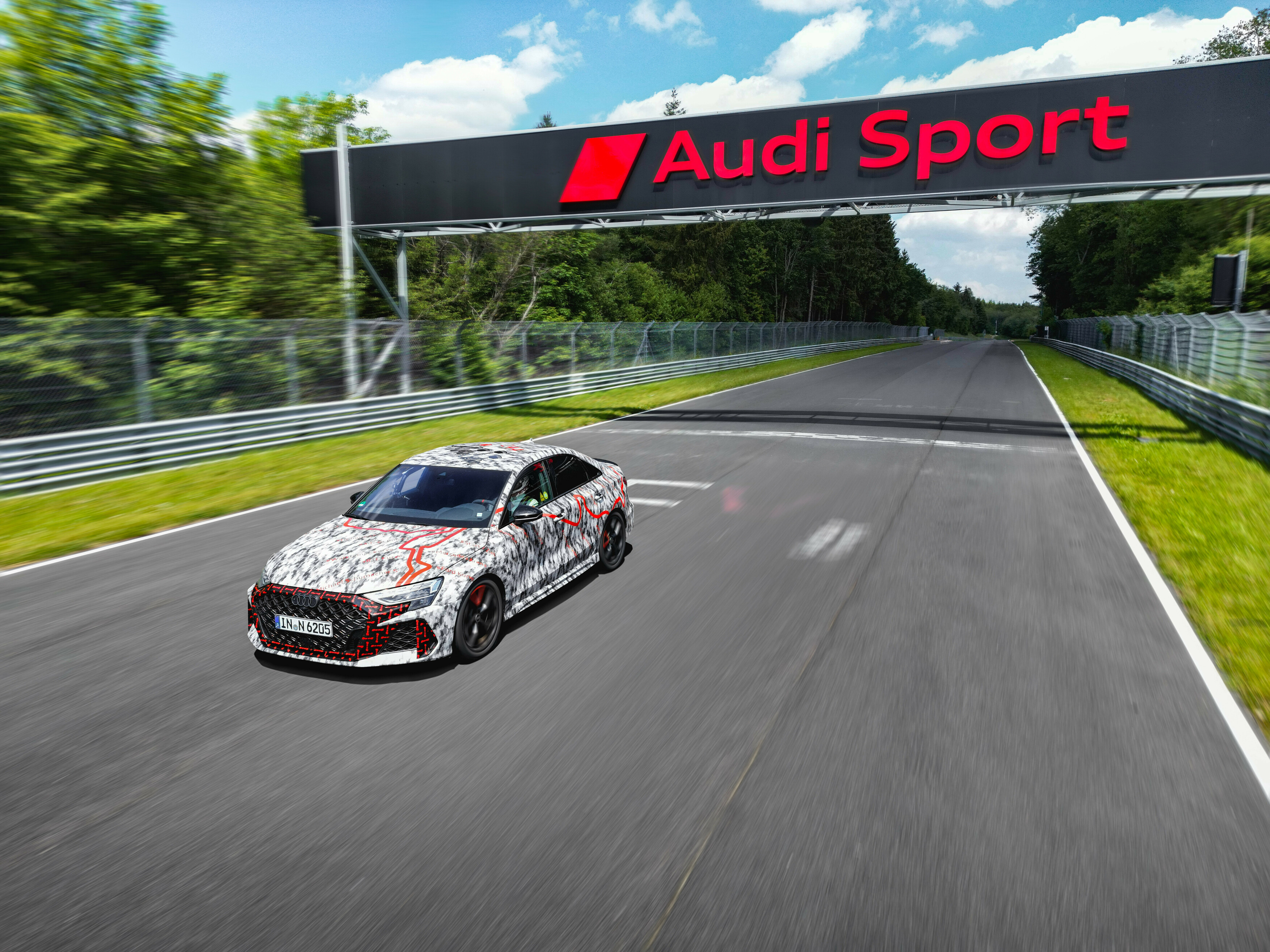 Rekord okrążenia nowego, przedprodukcyjnego modelu Audi RS 3