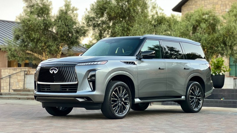 2025 Infiniti QX80 First Drive Review: A Shot at the Moon That Lands Among Stars