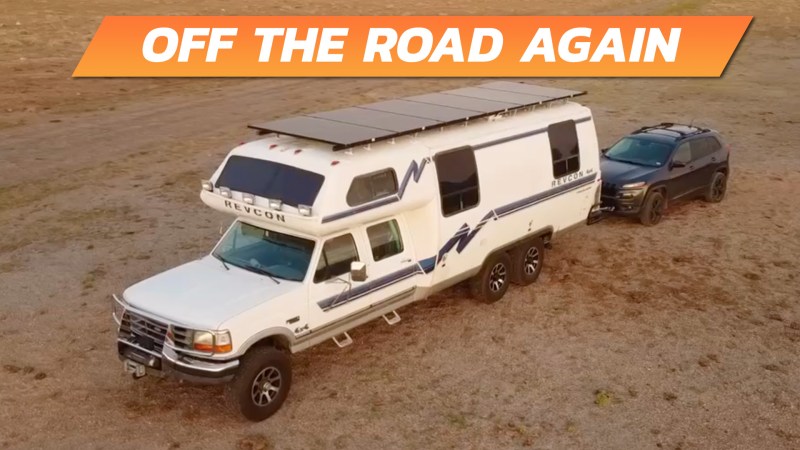 Buy This Gargantuan Ford F-350 Six-Wheeler Motorhome and Get the Heck Out