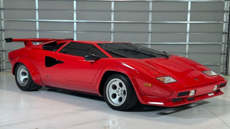 Lamborghini replica.