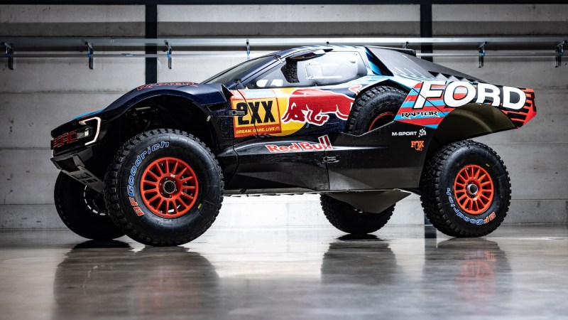 The New Ford Raptor Dakar Truck Is the Coolest Blue Oval in Years