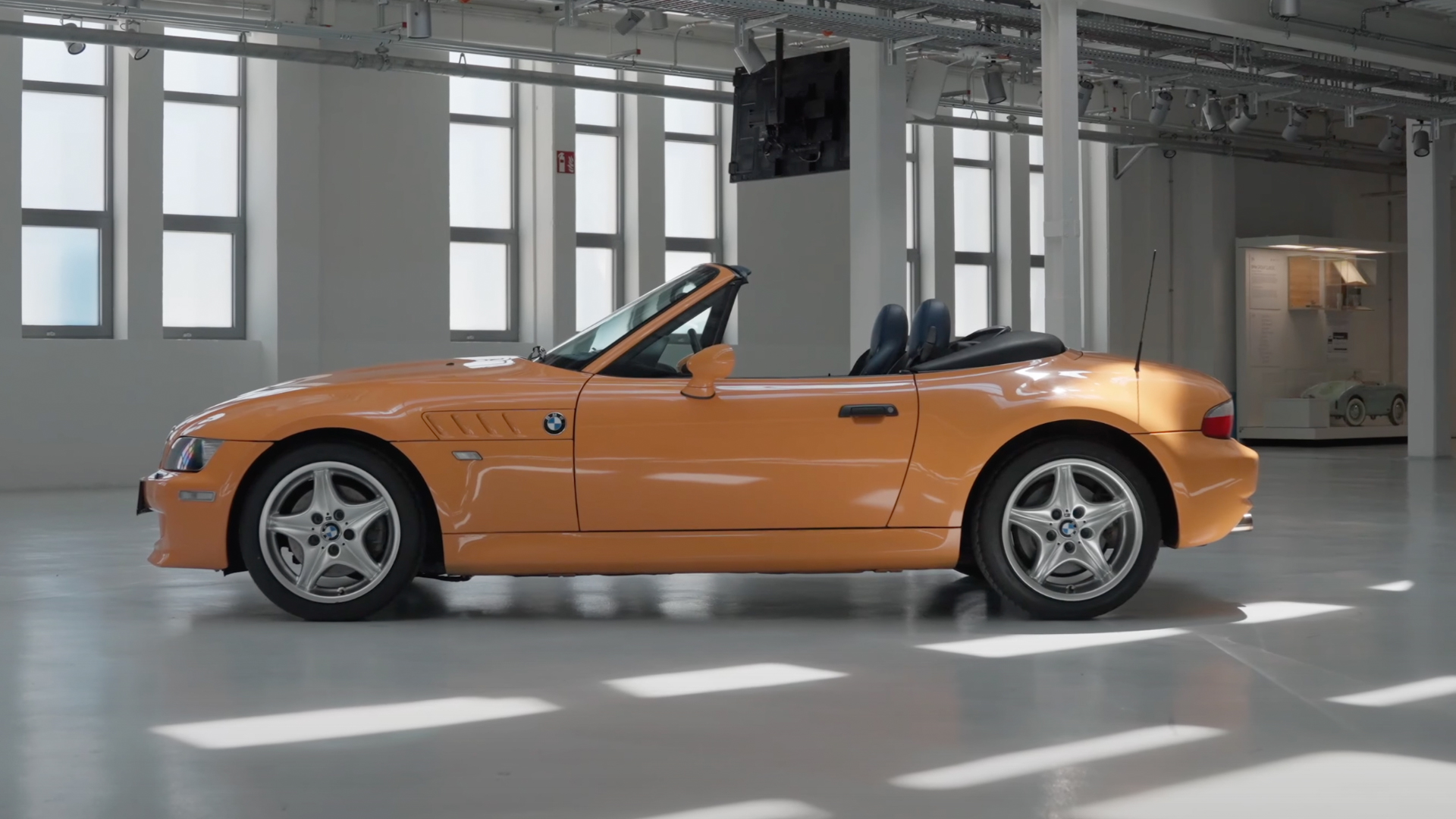 BMW Z3 V12 Side View