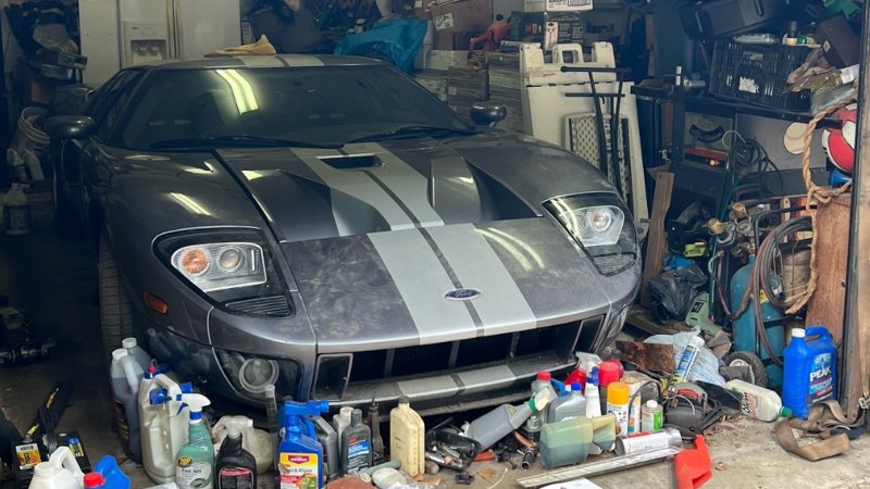 Biohazard Ford GT Found and Rescued From Hoarder House