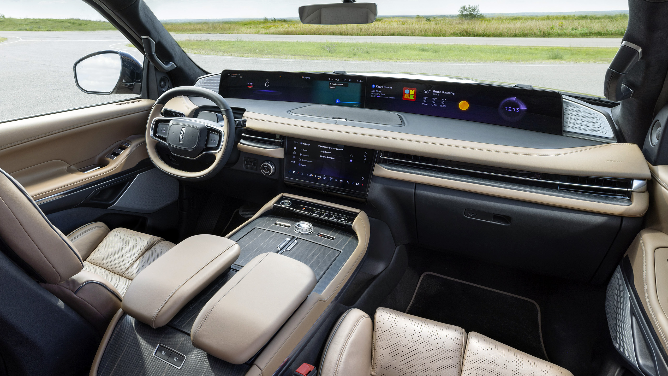 2025 Lincoln Navigator interior dashboard view.