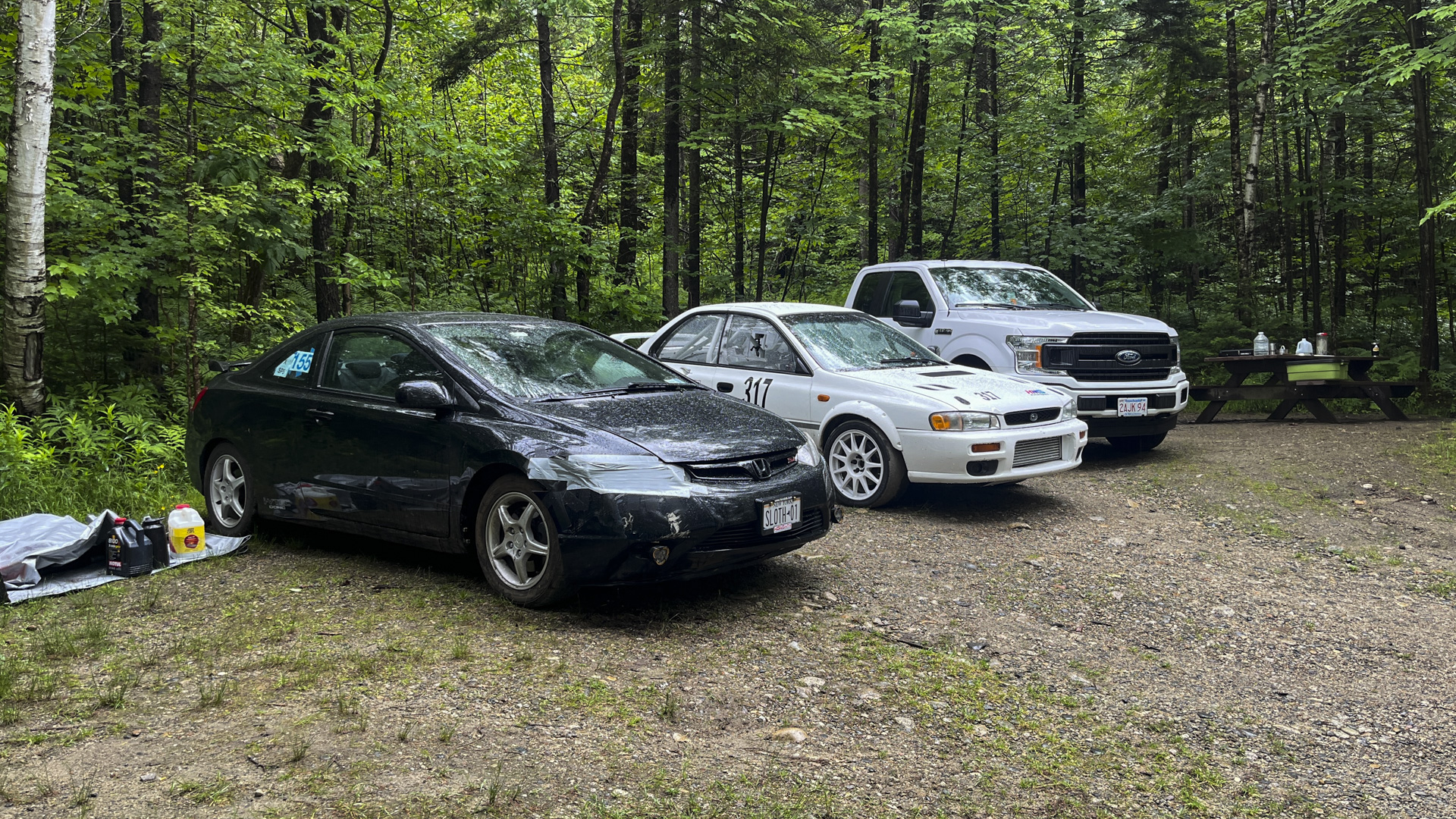 Eighth-generation Honda Civic Si hillclimb racing.