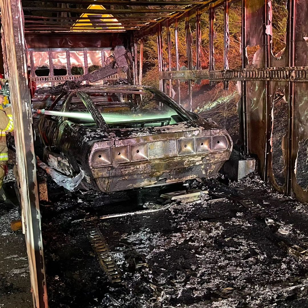 The 1979 Ford Ghia Probe I during and after the trailer fire that destroyed it