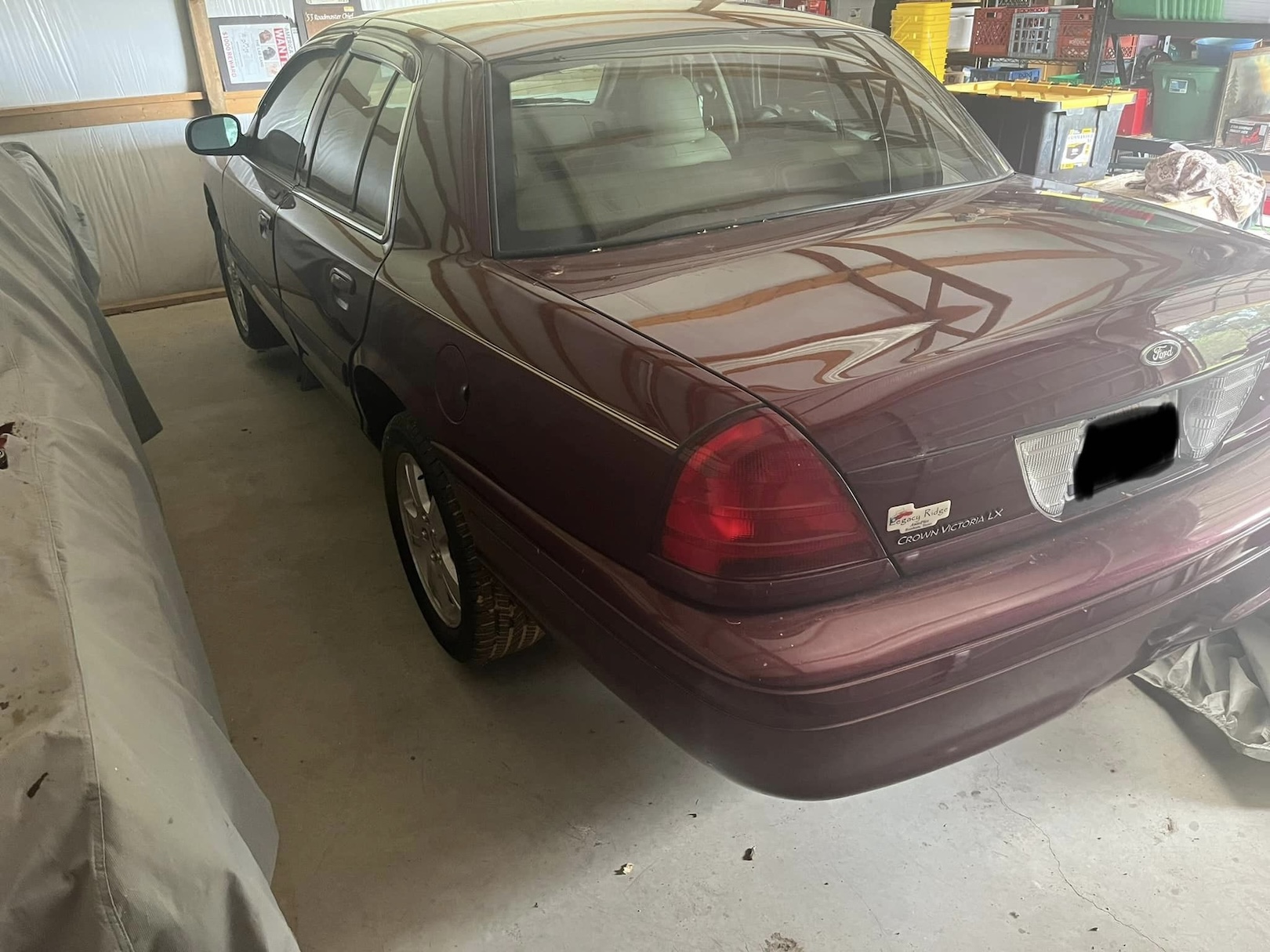 2006 Ford Crown Victoria survivor