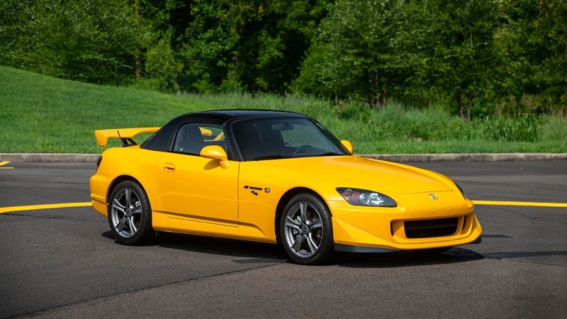 That $200K Honda S2000 CR Is Back on the Market, Has Been Driven 7 Miles Since 2022