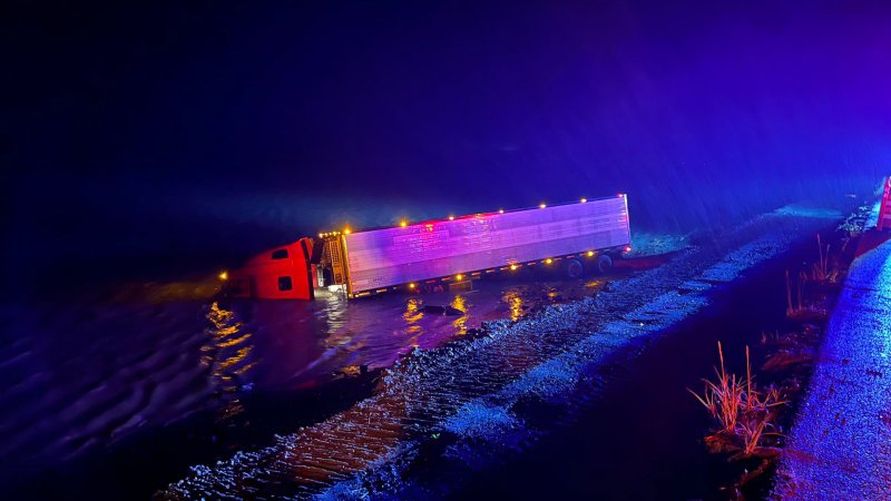 Semi Truck Drove Into Frigid Alaskan Waterway, Driver Miraculously Survives