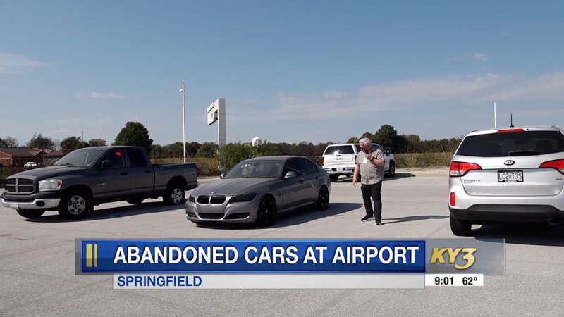 Airport Counts 25 Abandoned Cars Going Back Years, But It’s in No Hurry to Tow Them