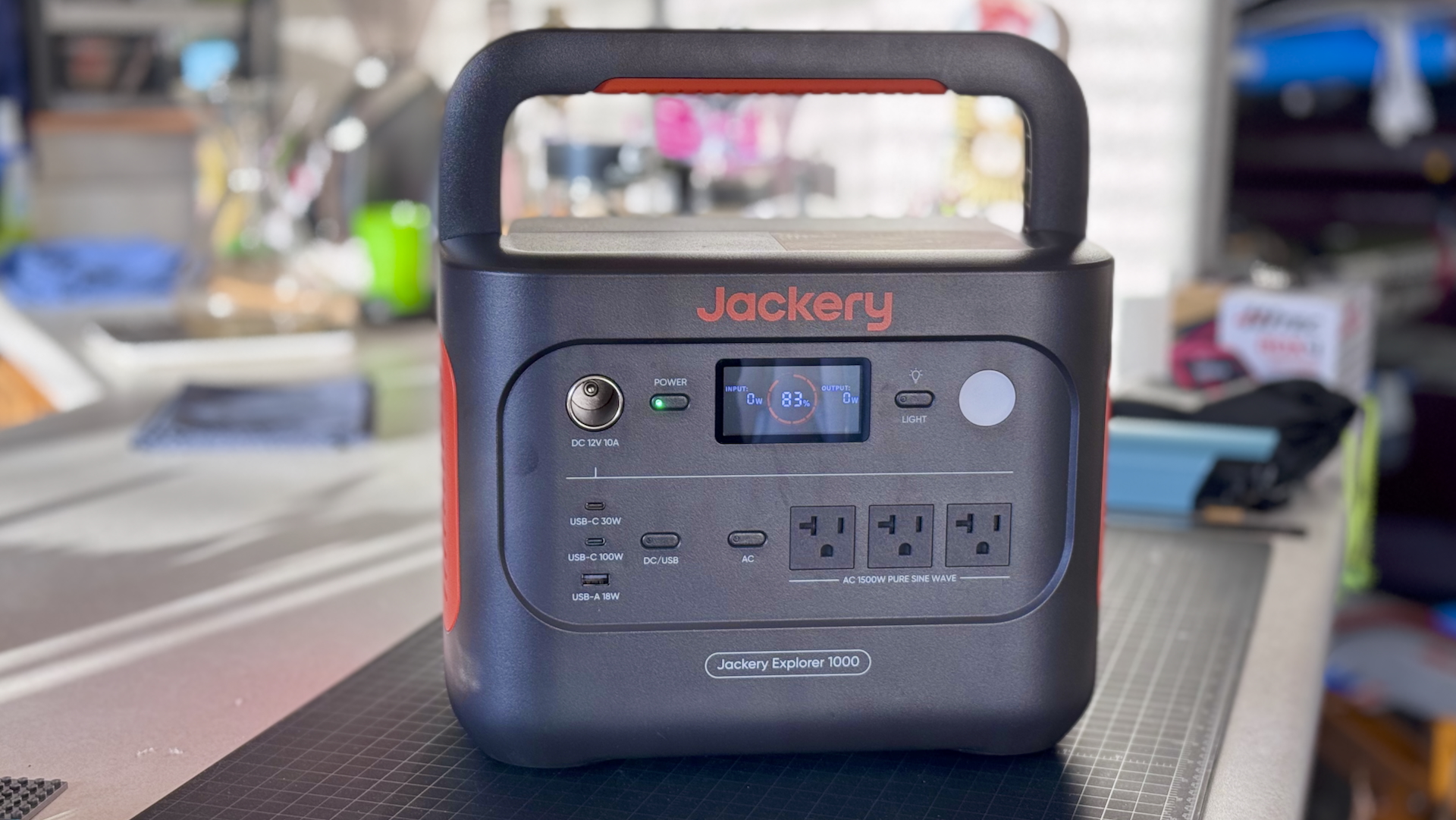 Jackery Explorer 1000 v2 Solar Generator 