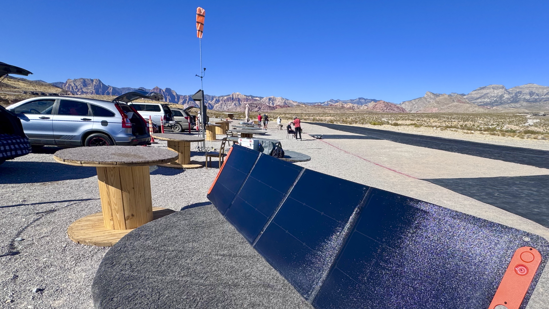 Jackery Explorer solar panels