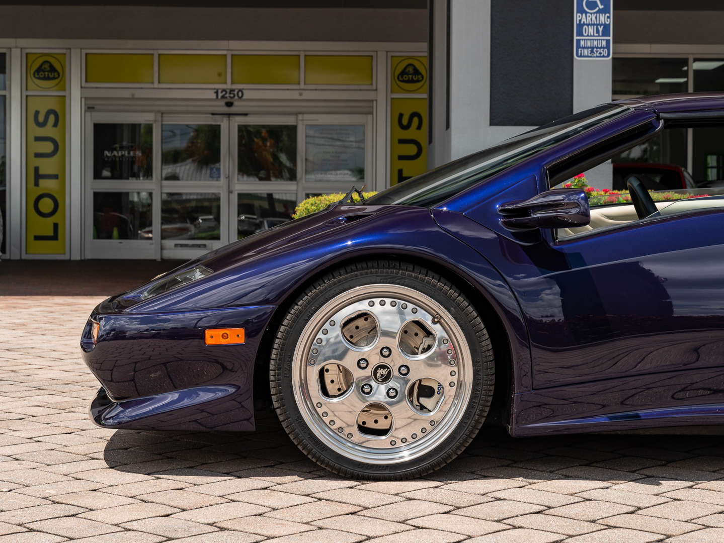 john cena lamborghini diablo replica 4