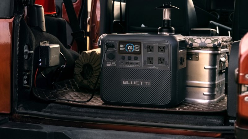 BLUETTI portable power station