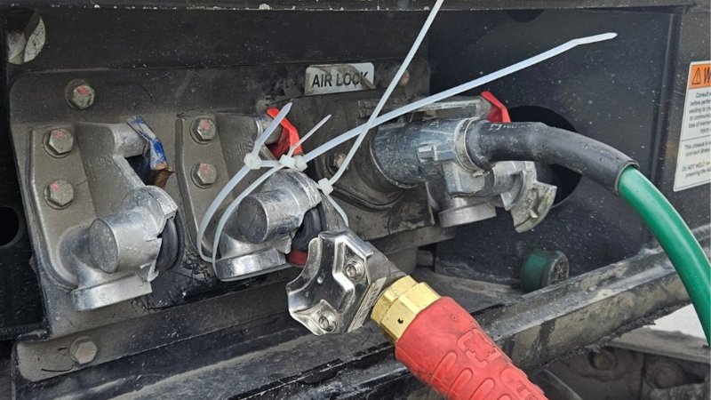 Fixing a Semi Truck’s Air Brakes With Zip Ties Is Illegal, Apparently