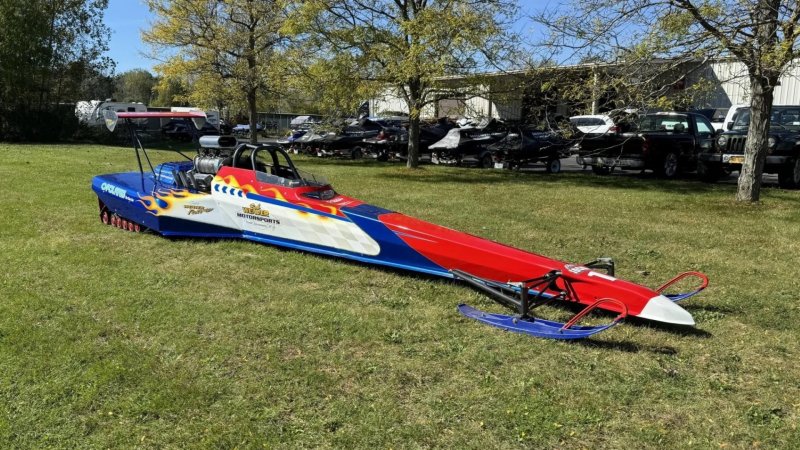 This Dragster Snowmobile With a Supercharged Small-Block V8 Is a Totally Rational Purchase