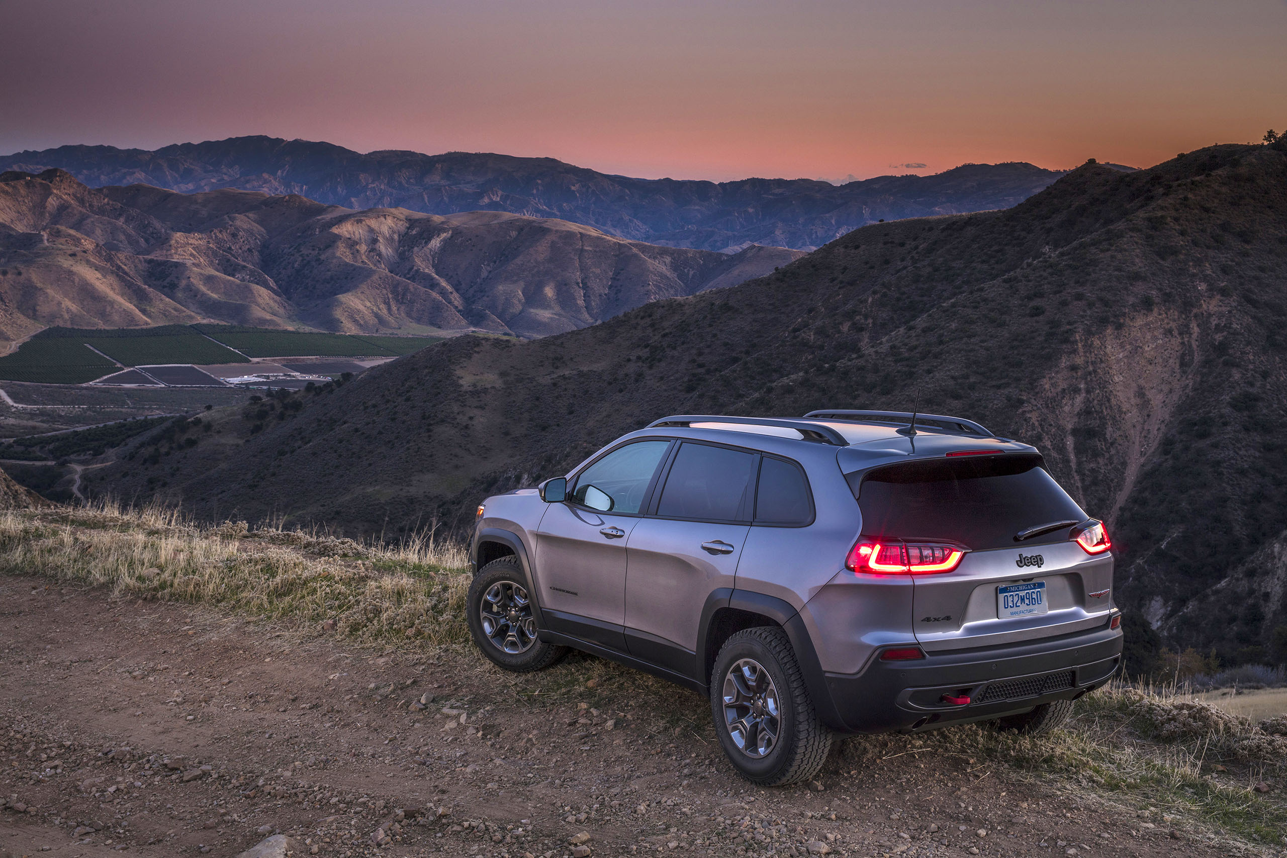 2023 Jeep® Cherokee Trailhawk