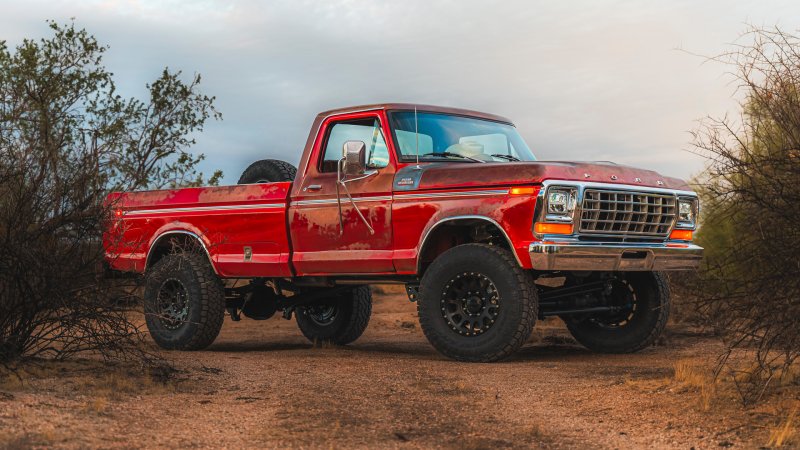 This 1978 Ford F-250 Has the Classiest Restomod Interior I’ve Seen in a Long Time